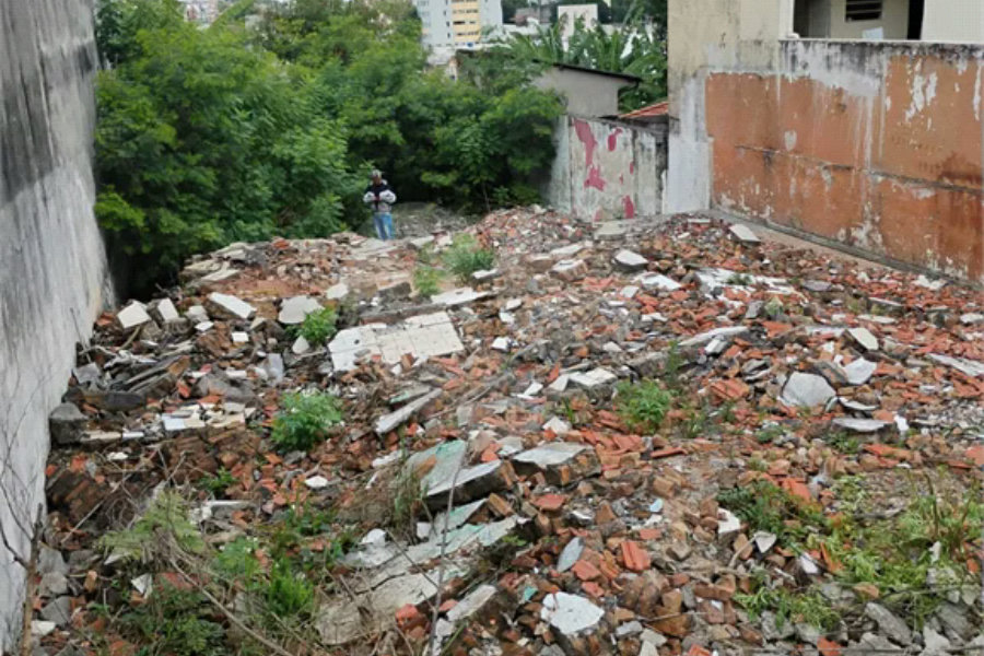 Vende-se Terreno de 715 m² na Vila Santa Catarina — Excelente oportunidade para investidores