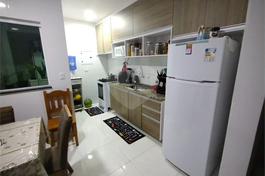 Casa condominio Fechado Agua Fria 68 mts - 02 suites, lavabo, 03 wcs, Sala Ampla, Cozinha Planejada, Lavanderia. 01 Vaga Garagem e Elevador.