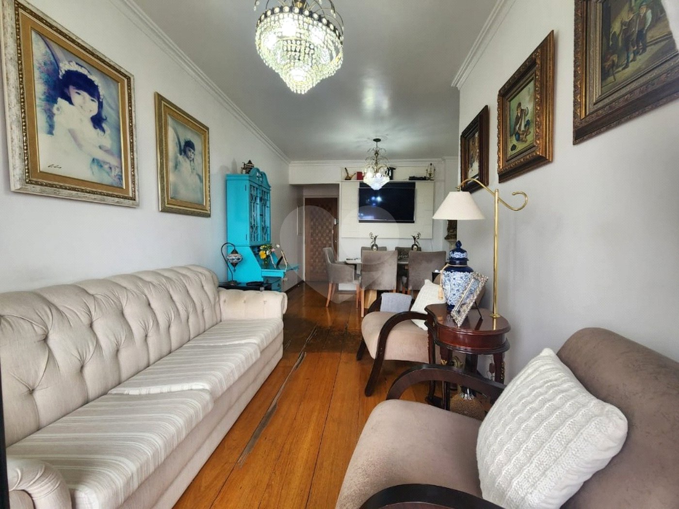 Apartamento com 70m² , 2 dormitórios , sendo 1 suíte , 2 vagas , à venda no Bosque da Saúde.