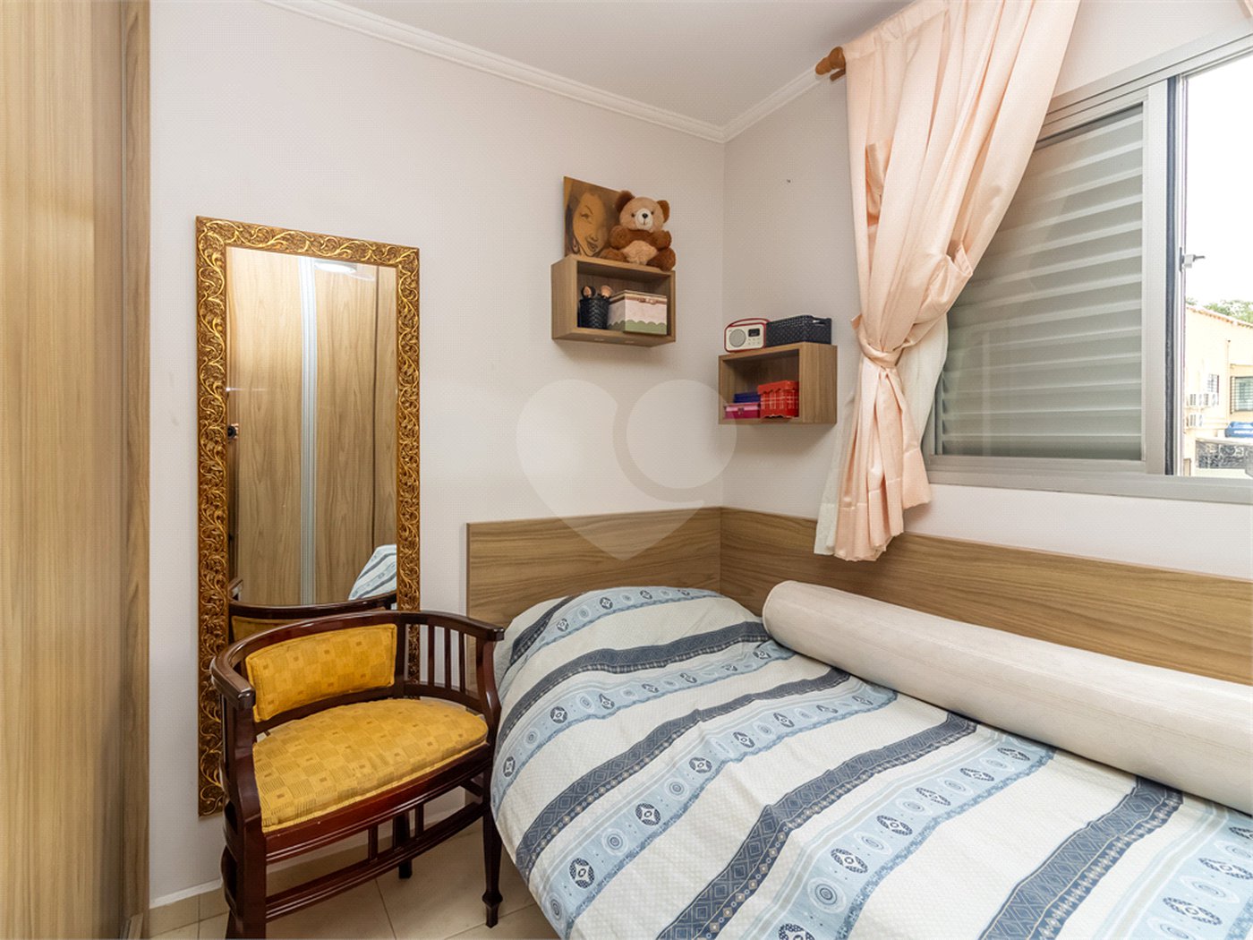 APARTAMENTO 2 QUARTOS 2 VAGAS À VENDA NA SAÚDE VENDER