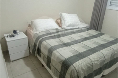 Apartamento a Venda - 2 dormitórios - Jd. Colonial