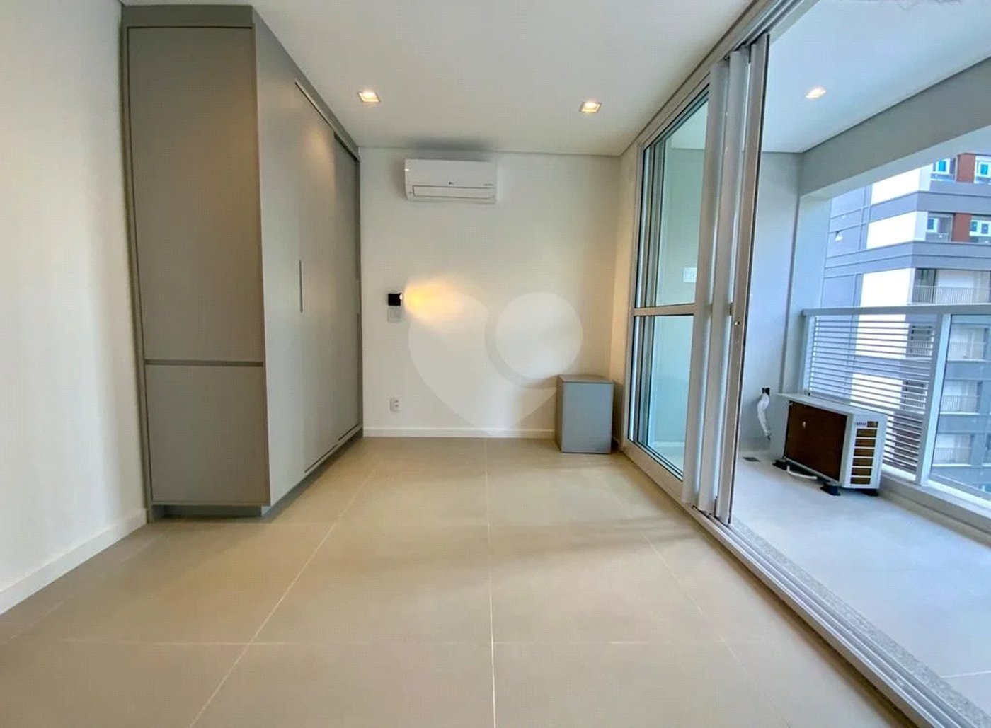 Studio com 28 m² totalmente mobiliado a venda na Vila Clementino