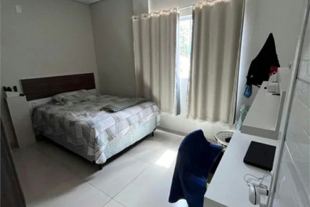 Casa à venda com 6 quartos, sendo 1 suíte, no Centro, Balsas, MA