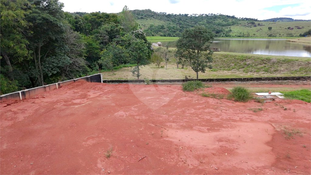 Lote / Terreno 860m² - Condominio Figueira Garden