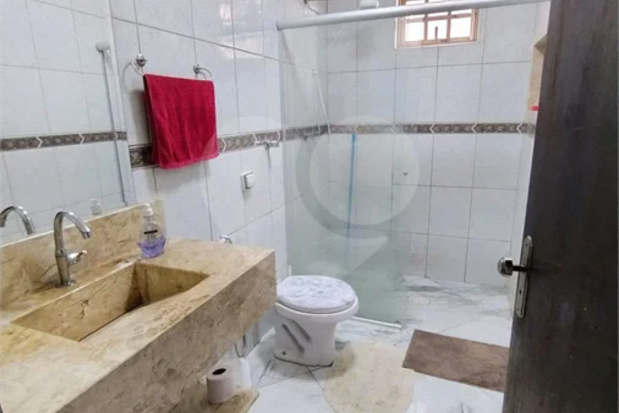 Casa para venda no bairro Astúrias, Piracicaba/SP.