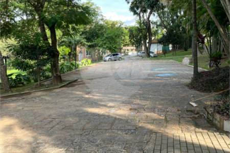 Terreno a venda no condomínio Reserva Santa Isabel Louveira