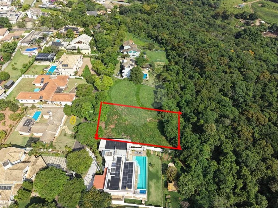 Terreno com 1.500 m2 no Condomínio Residencial Jardim Primavera Louveira SP