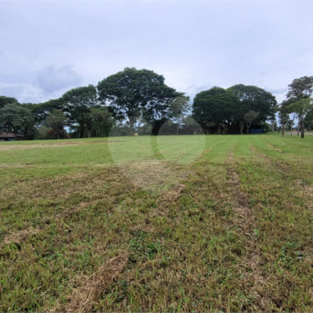 Loteamento Residencial no Condomínio Vila Pinhal do Broa