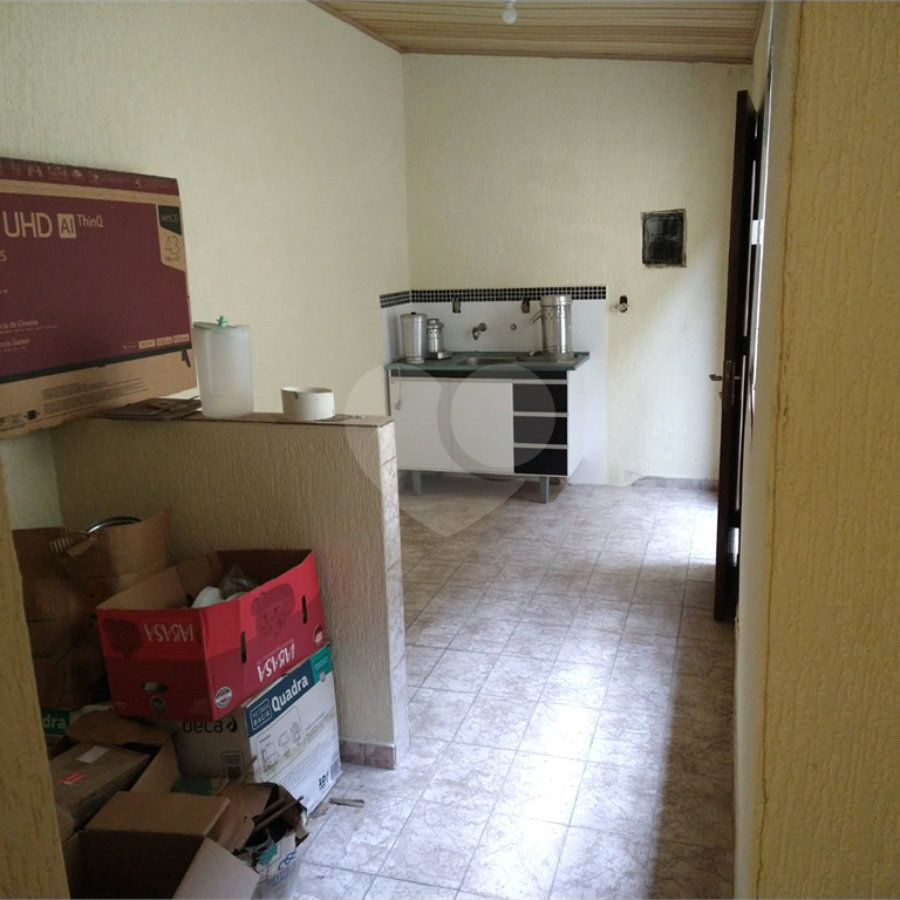Oportunidade Imperdível na Vila Madalena: Sobrado Aconchegante com Quintal e 2 Vagas de Garagem!