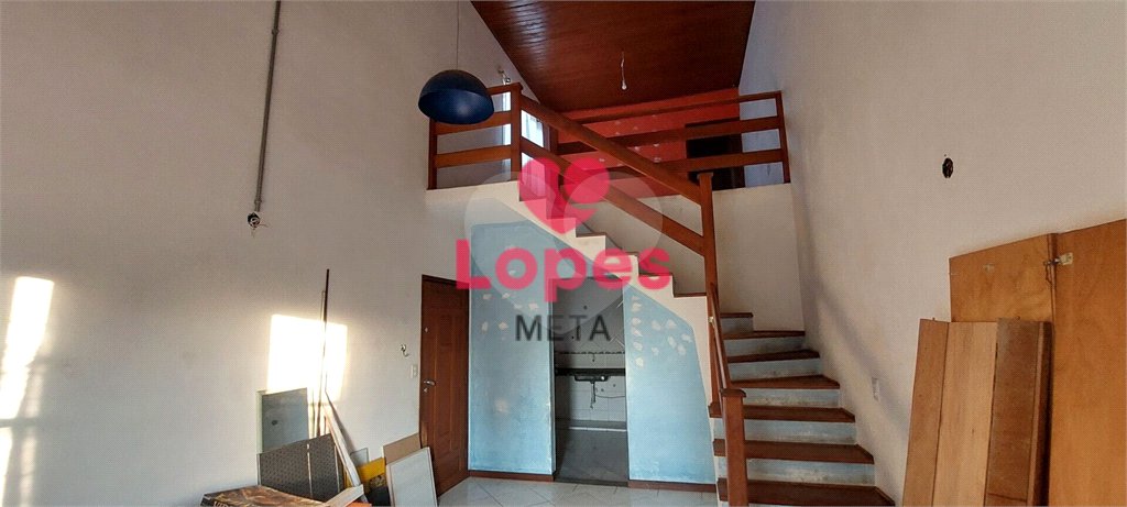 CASA A VENDA COM 132M², 3 DORMITORIOS, 2 SUITES, 2 VAGAS - BAIRRO JARDIM DAS INDUSTRIAS - SÃO JOSÉ D