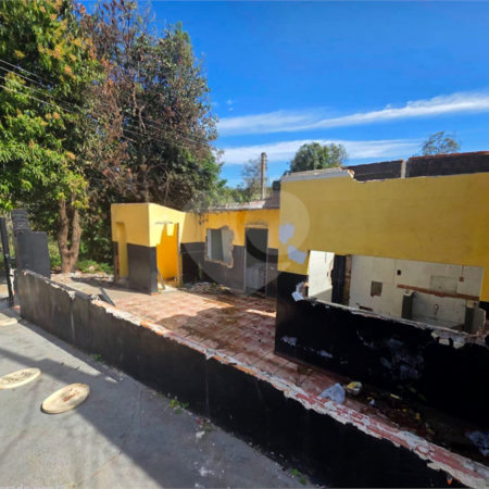Terreno 240m² Vila Nery