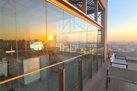 Apartamento novo na Vila Mariana com 38m², 1 vaga e próximo ao metrô.