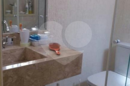 Sobrado à venda no Cambuci, Reformado 300 m2 - 4 Quartos/3 Suítes/ 2 Vagas de garagem