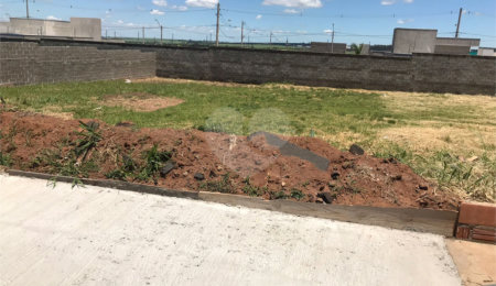 Terreno à venda no Centro, Ibaté, SP