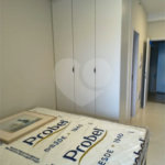 Studio completo, em frente ao Metro Borba Gato.
