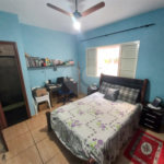 Casa Térrea com 3 dormitórios, sendo 1 suíte.