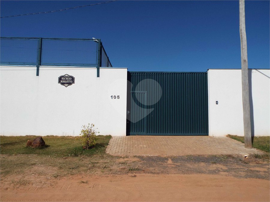 Chácara em condomínio Quinta dos Buritis 3 quartos, 1000 m²