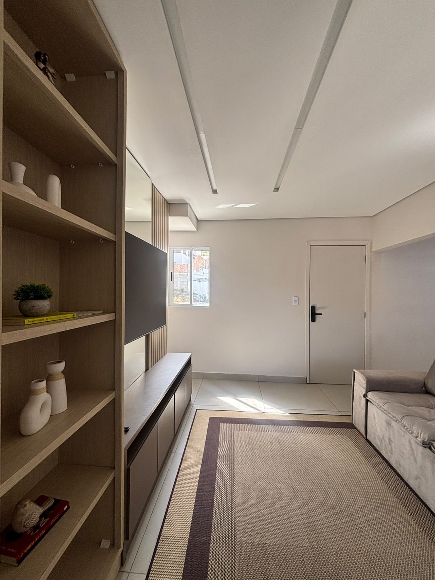 Apartamento à venda com 3 quartos, sendo 1 suíte, em Residencial Summer Ville, Poços de Caldas - MG
