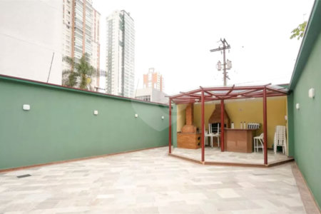 Apartamento na Região do Anália Franco Próximo ao Shopping com 3 Dormitórios sendo 1 Suíte e 2 Vagas de Garagem