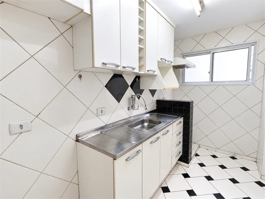 Perdizes: 62 m², vaga e uma localização que facilita a vida
