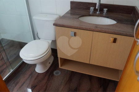 Apartamento de 142m² no Ipiranga com 3 dormitórios, 3 suítes e 3 vagas de garagem.