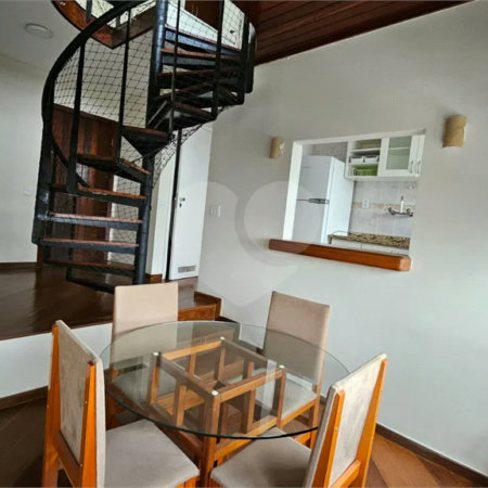 Cobertura Triplex com 90m² e 1 vaga de garagem na Vila Clementino