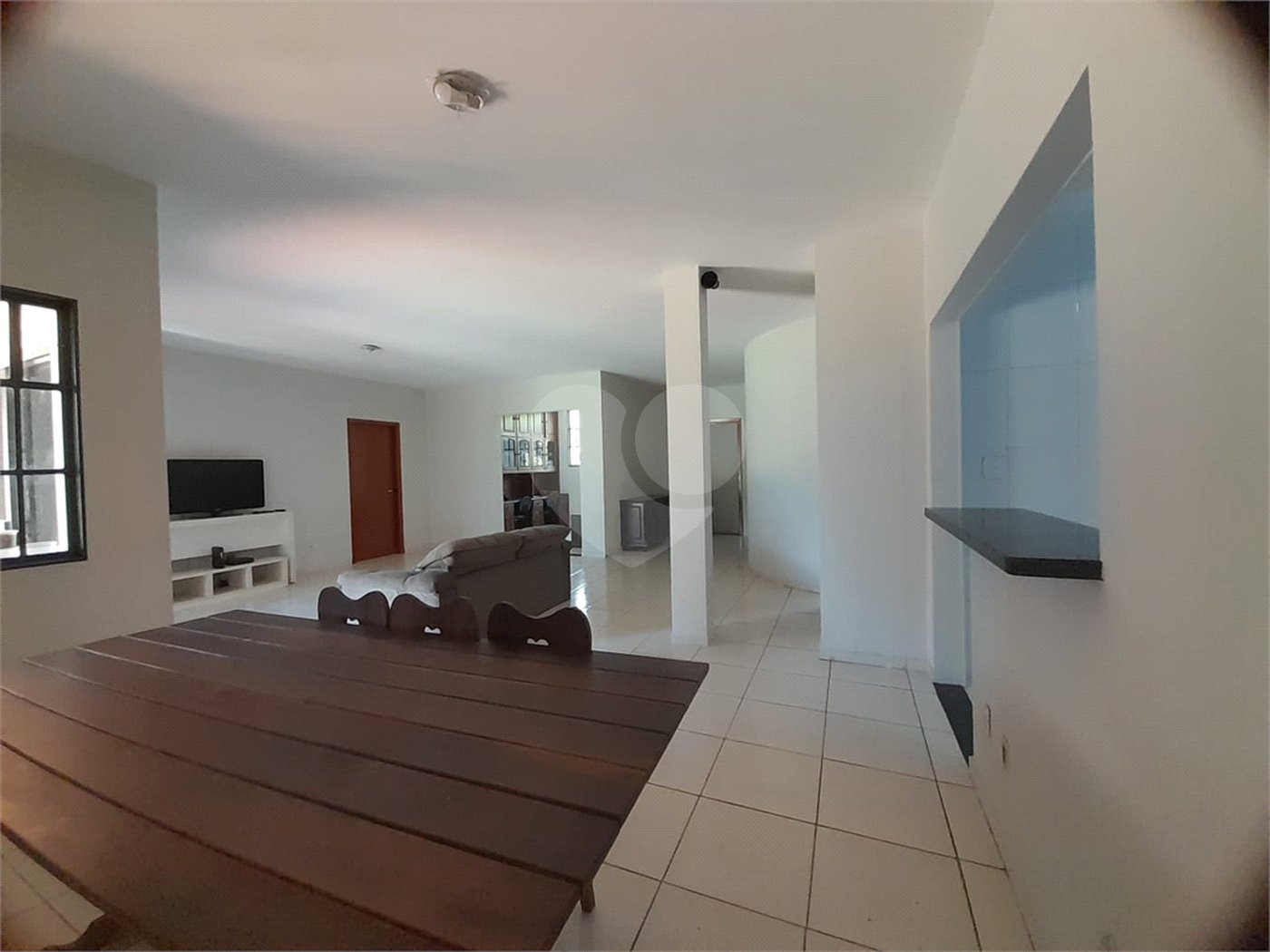 Casa de Alto Padrão à Venda e Locação no Parque Santa Mônica - São Carlos