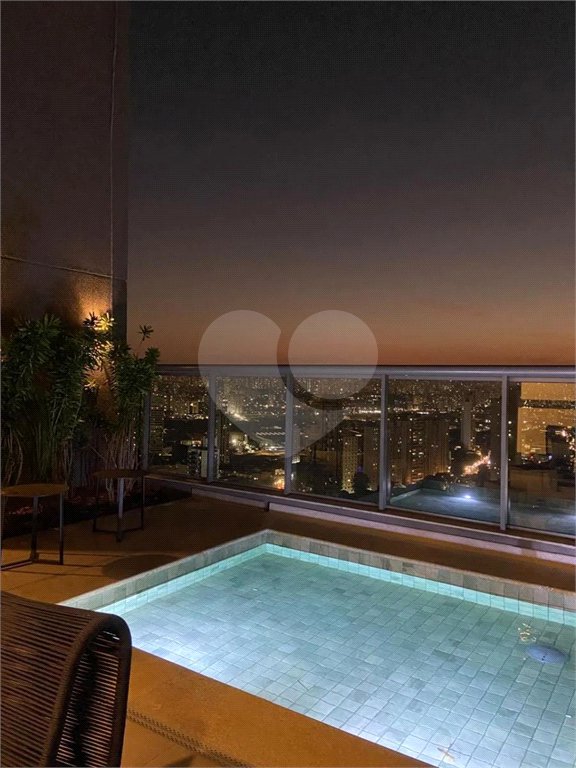Lindo apartamento em excelente localização no Alto da Mooca, com 83m² com 3 dorms, sendo 1 suite, banheiro,lavabo,varanda gourmet, Aceita e estuda Permuta.