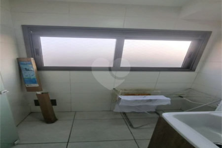 Studio Mobiliado no Alto do Ipiranga – Andar Alto e Vaga para Moto