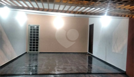 Sobrado à venda com 3 quartos, sendo 1 suíte,  em Jardim Nova Santa Paula, São Carlos, SP