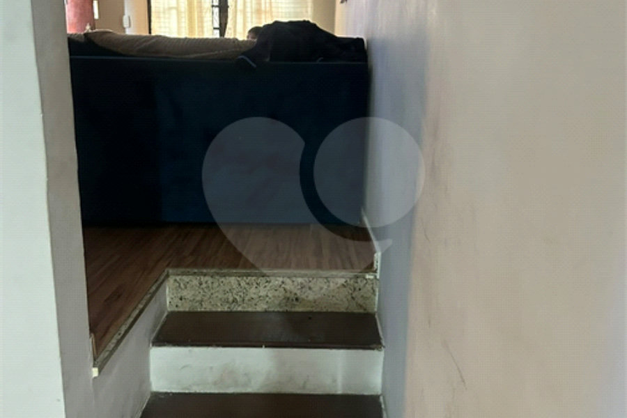 Sobrado com 4 Quartos à venda, 250m² - Jardim Líbano