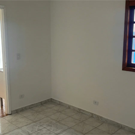 Oportunidade Única na Vila Morse: Amplo Espaço e Conforto!