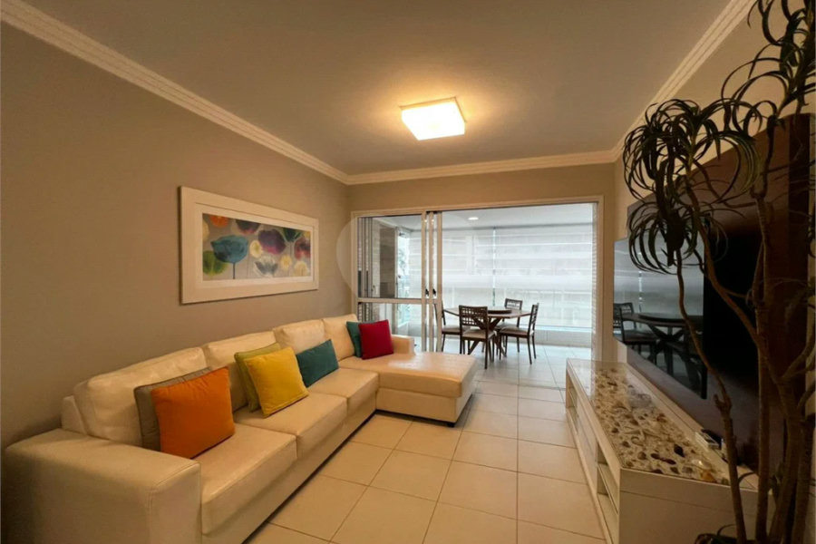 Apartamento à venda com 3 quartos, sendo 2 suítes,  em Riviera de São Lourenço, Bertioga, SP