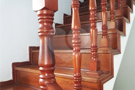Casa de 318m2 com 2 suítes e 3 vagas à venda na Bela Vista