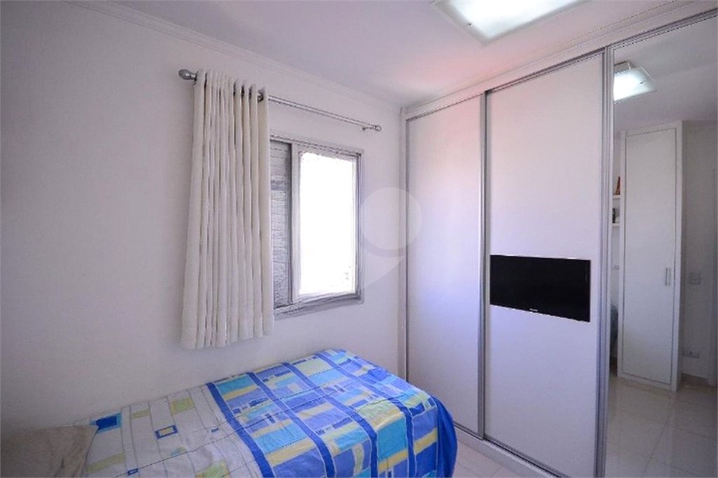 Oportunidade Apartamento mobiliado á venda na saude com 60m² com 2 dorm e 2 vaga. Aceita e estuda Permuta ( sujeito a avaliação).