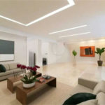 Apartamento de 306m² na melhor região de Moema, 3 suítes, 5 vagas, varanda gourmet, depósito, fora de rota