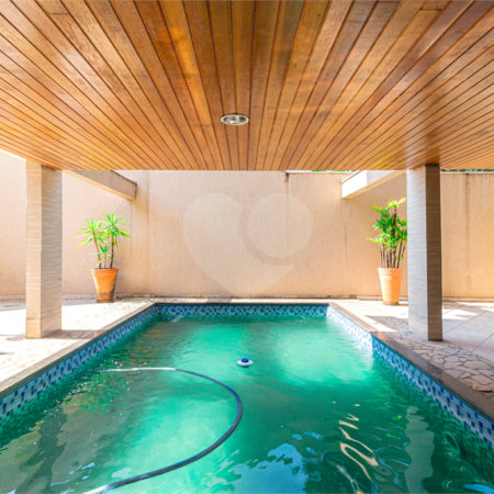 Casa à venda com 4 suítes em Jardim Prudência, São Paulo, SP