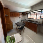 Sobrado à venda com 4 quartos, sendo 1 suíte,  em Jardim Santa Rosa, Araraquara, SP