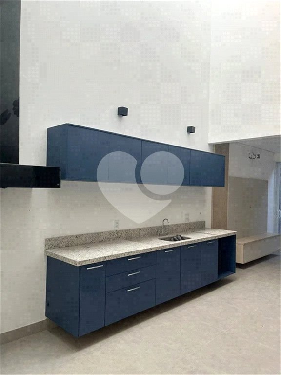 Casa à venda ou para alugar com 3 suítes no condomínio Quinta das Parreiras, Valinhos - SP
