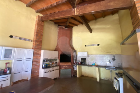 Casa à venda com 3 quartos, sendo 1 suíte, em Parque Residencial Monte Carlo, Ponta Porã, MS