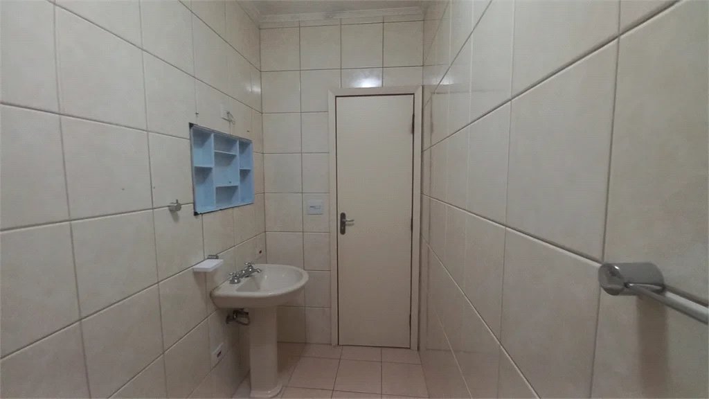 Casa para alugar com 3 quartos, sendo 1 suíte,  em Jardim Bonfiglioli, São Paulo, SP