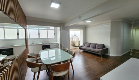 Apartamento à venda com 3 quartos, sendo 1 suíte,  em Vila Clementino, São Paulo, SP