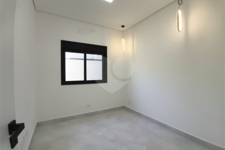 Casa à venda com 3 suítes no condomínio Campos do Conde I e II, Sorocaba - SP