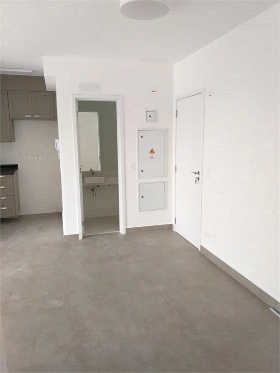 Apartamento à venda com 2 suítes em Lapa, São Paulo, SP