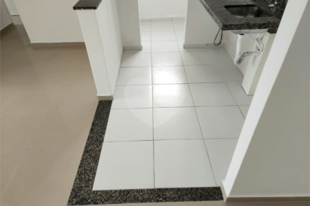 Apartamento para alugar com 2 quartos, sendo 1 suíte, em Villa DI Cesar, Mogi das Cruzes, SP