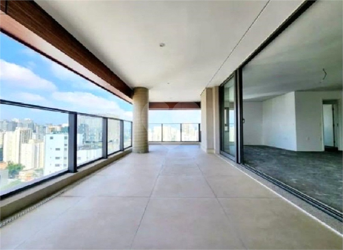 Apartamento à venda com 3 suítes em Brooklin Paulista, São Paulo, SP