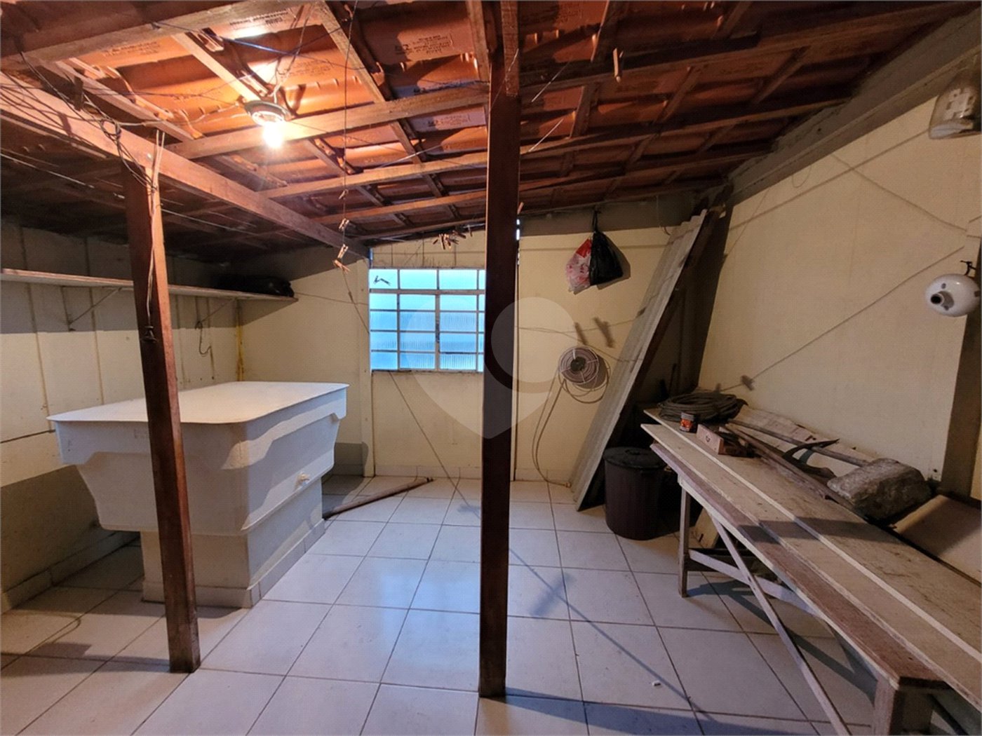 Sobrado à venda com 4 quartos em Vila Jurema, Ferraz de Vasconcelos, SP