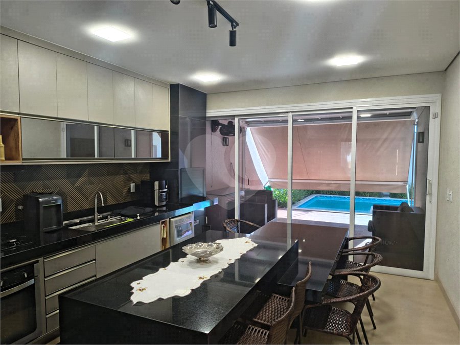 Casa à venda com 3 quartos, sendo 1 suíte, no condomínio Residencia Valencia - Ilha Turia, Ribeirão Preto - SP