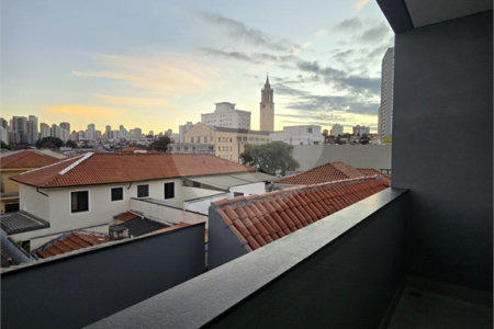 Sobrado à venda com 4 quartos, sendo 2 suítes,  em Vila Monumento, São Paulo, SP