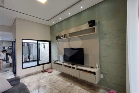 Casa à venda com 3 quartos, sendo 1 suíte, em Residencial Vila dos Eucaliptos, Salto, SP
